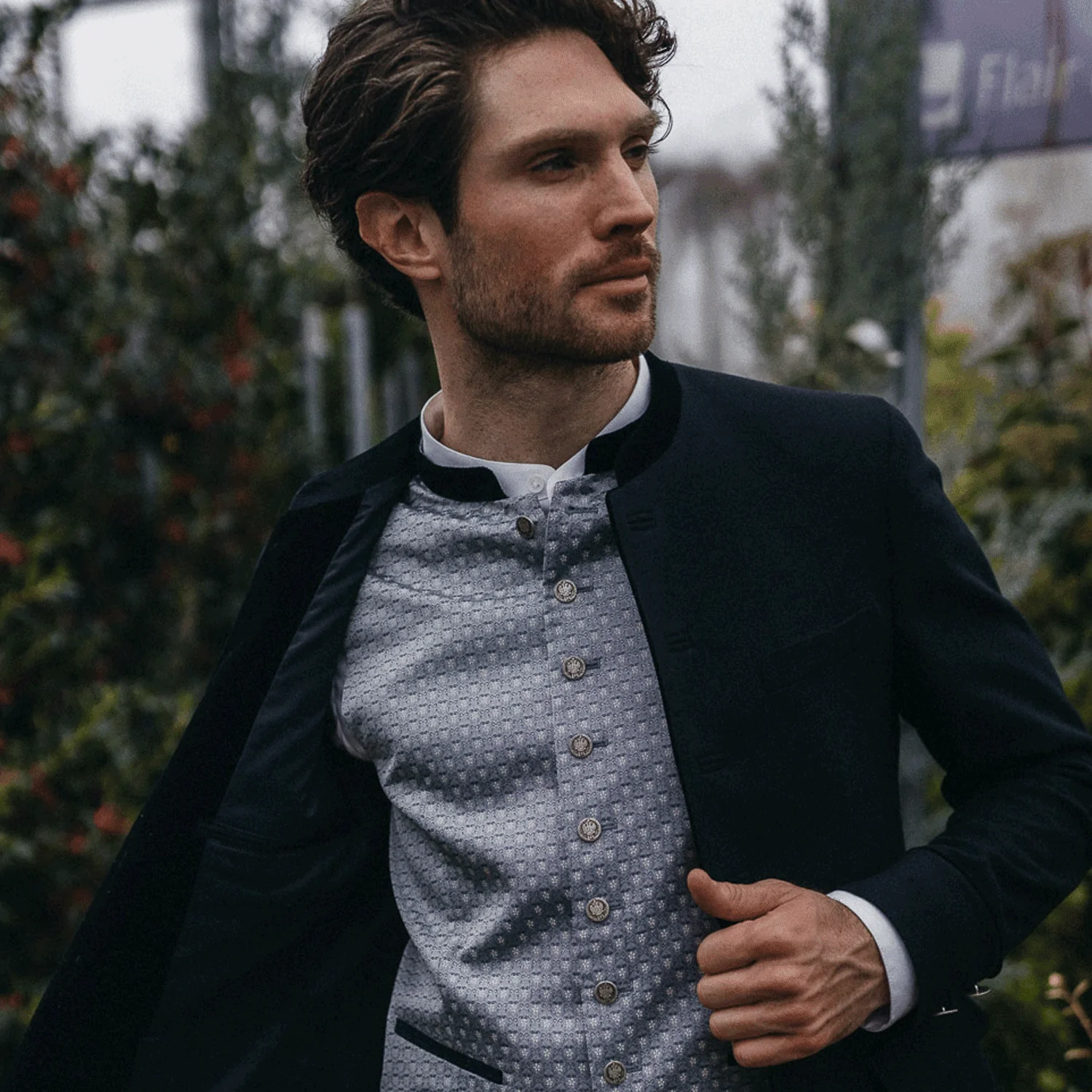 Trachtenweste Leo - Image 3